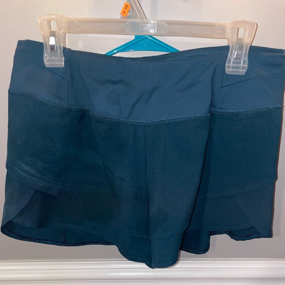 Petal front Calia by Carrie Underwood